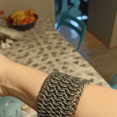 Armbånd ringbrynje håndlaget Metal Viking style