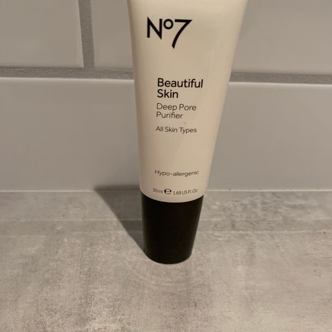 No7 Beautiful skin deep pore purifier