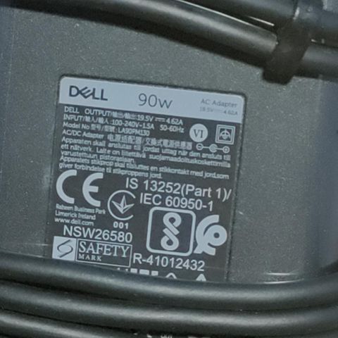 Lader for Dell laptop. 90W
