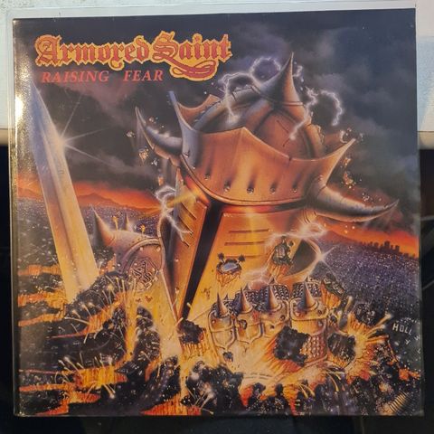 Armored saint  -99,- Norgespakke! + 2700 Lper til ute på finn!