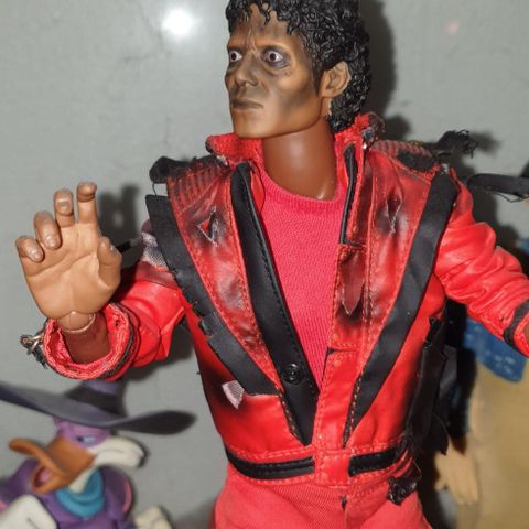 Michael Jackson Thriller Hot Toys 😊
