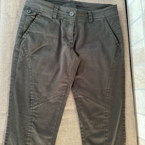 MARLBORO CLASSIC MØRK GRØNN BUKSE/CHINOS/JEANS I STR 40/42