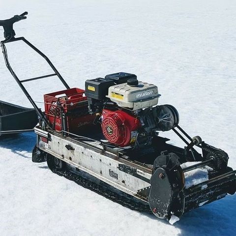 Bredt snøscooter belte ønskes kjøpt.