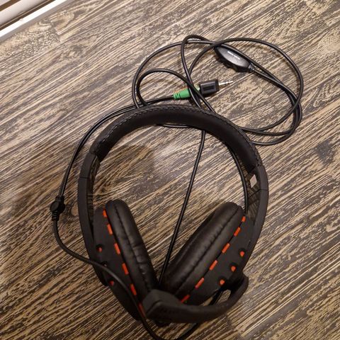 Deltaco headset