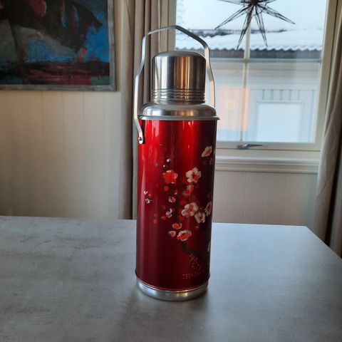 Nesten ikke brukt Retro søt Thermos!