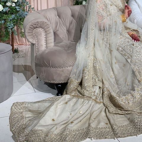 Faiza saqlain bridal