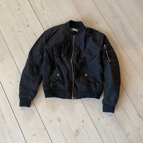 Bomber jacket