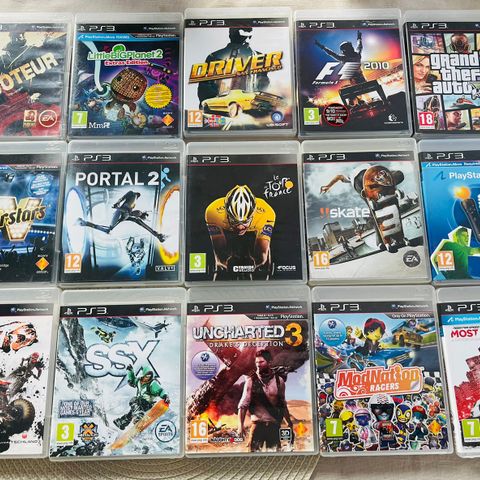 Strøken Playstation 3 konsoll med masse spill og Blu-ray filmer