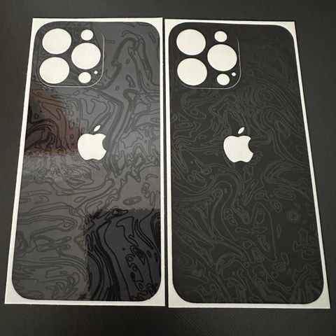 DBrand Obsidian og Triple Black skin for iPhone 13 Pro