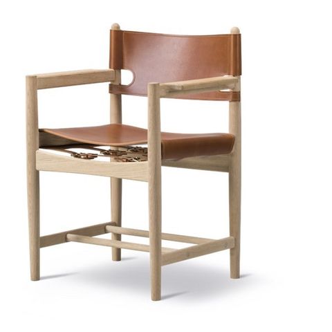 Fredericia 3238 Spanske Armstol «THE SPANISH DINING CHAIR» Cognaq Lys oljet Eik