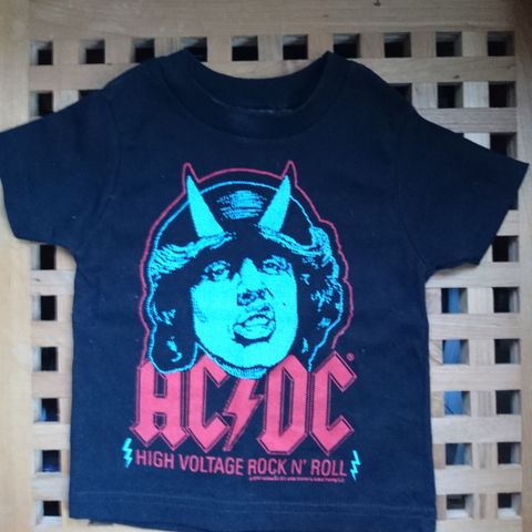 AC/DC t-skjorte til baby