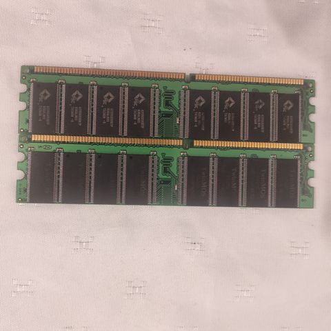 2X512MB TwinMOS DDR