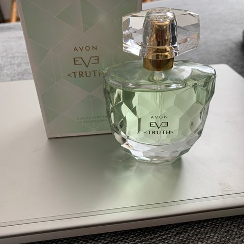 Parfymer fra Avon -EVƎ Truth