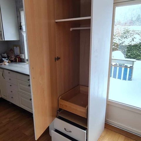 Pax Garderobe skap