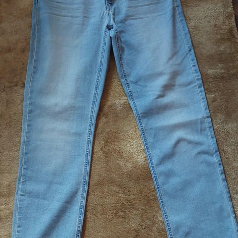 Olabukse / jeans (Strait Sarah) 34