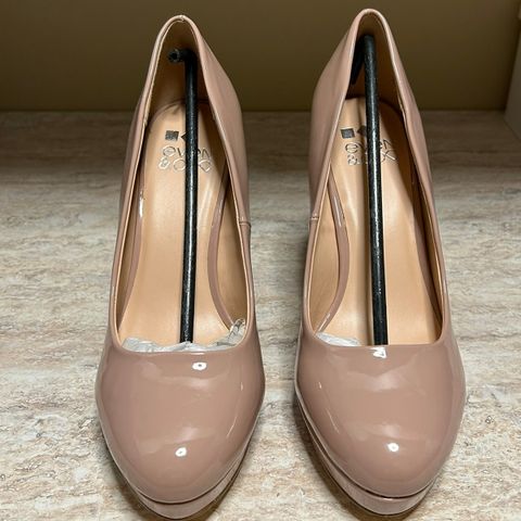 Rose pumps - NYE