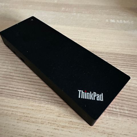 ThinkPad Thunderbolt 3 Workstation Dock Gen 2
