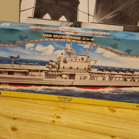 Cobi 4815 USS Enterprise CV-6 hangarskip - 2510 deler