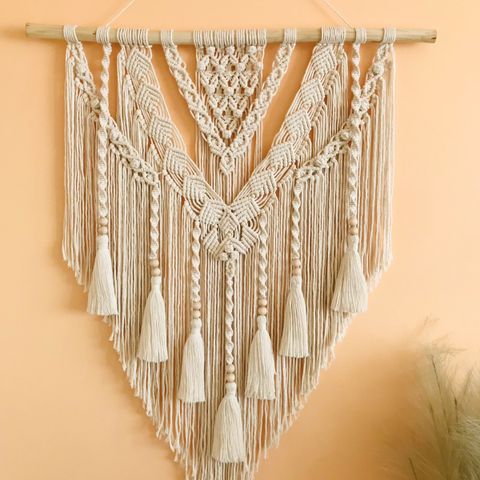 Makrame / macrame  veggpynt håndlaget