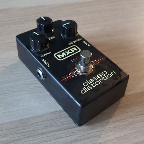 MXR Classic Distortion