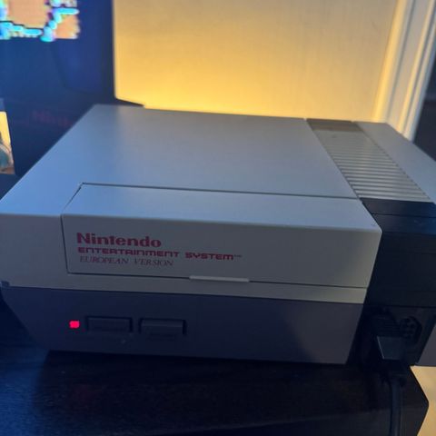 Nintendo nes konsoll m/ kontroll