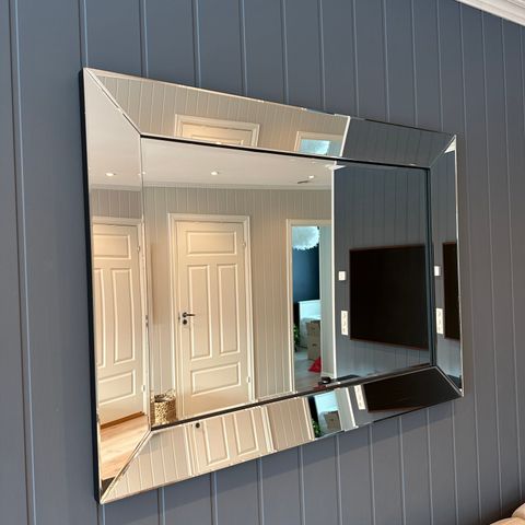 Rektangulært speil m/speilramme