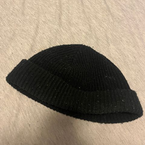 Weekday Stan beanie