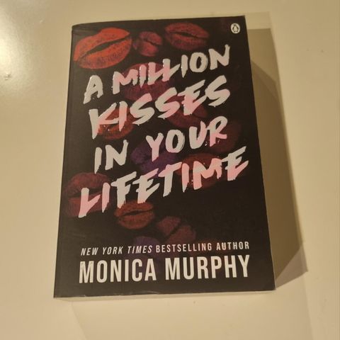 A million kisses in your lifetime av Monica Murphy