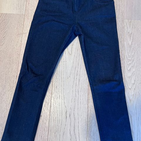 Ackne  skinny  jeans