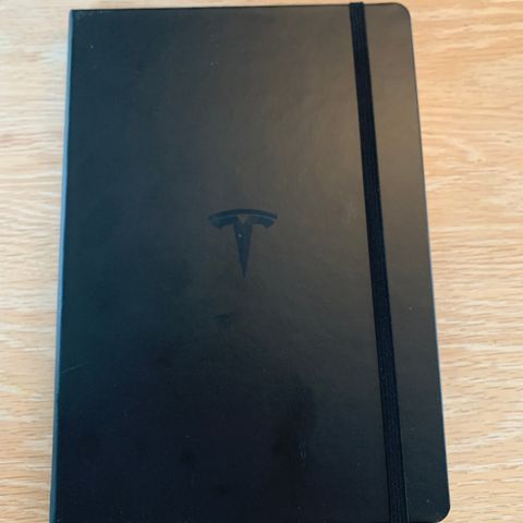 Tesla notatblokk (Ny og ubrukt)