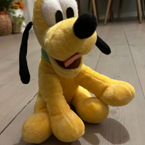 Disney Store Pluto