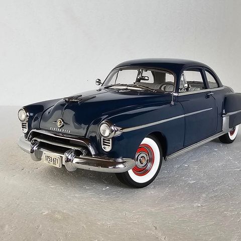 1/18 1950 Oldsmobile 88 - American Muscle Authentic