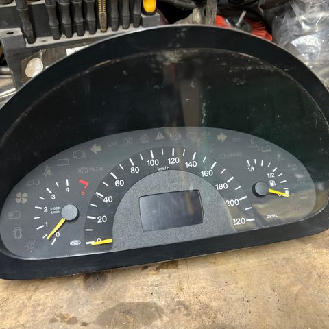 Speedometer MB Vito