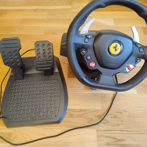 PS4 Steering Wheel+Pedals