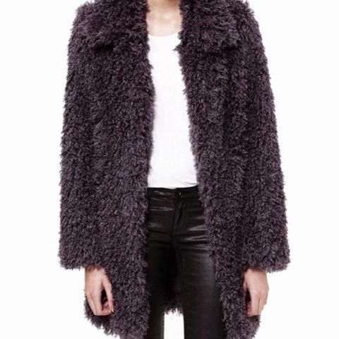 Faux fur-jakke fra Unreal Fur