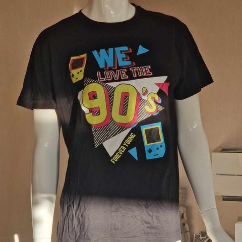 WE LOVE THE 90s Tshirt