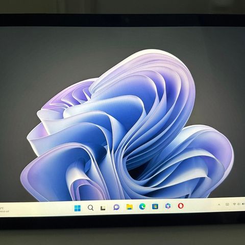 Microsoft Surface Pro 9 i5/8/256/EVO 13" 2-i-1