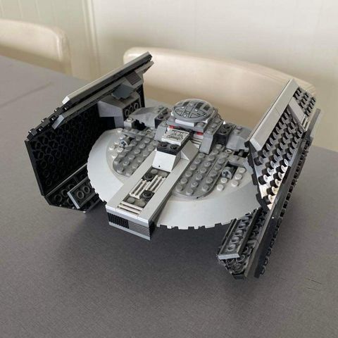 Lego Starwars 8017 Darth Vader's TIE