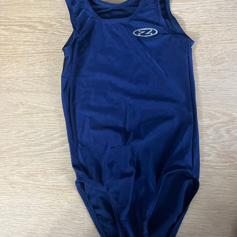 «Zone» turndrakt / RG / leotard i str 6/8 år