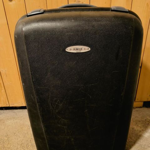 Brukt Roncato koffert selges rimelig