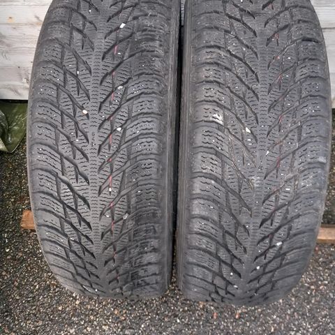 Nokian vinterdekk 225/55 R 19