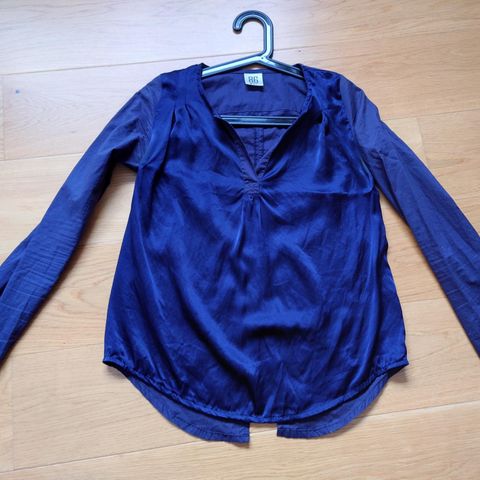 By malene birger og Gant. Str XS.