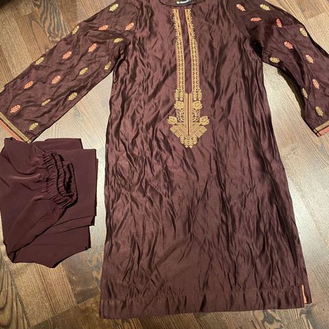 Pakistansk klær