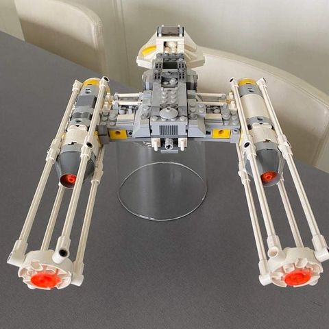 Lego 7658 Star Wars Y-wing fighter