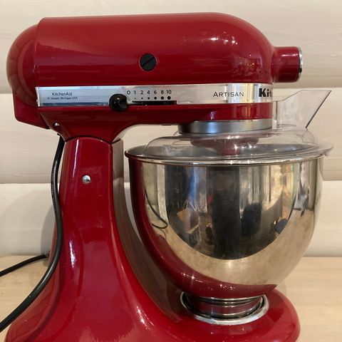 Kitchenaid med masse tilbehør