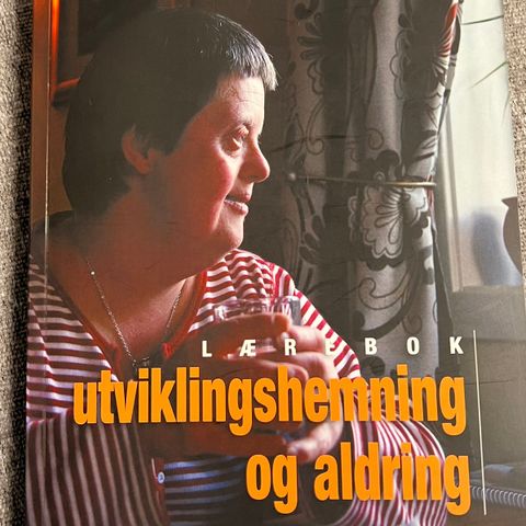 Utviklingshemning og aldring - Heftet, Norsk (bokmål),