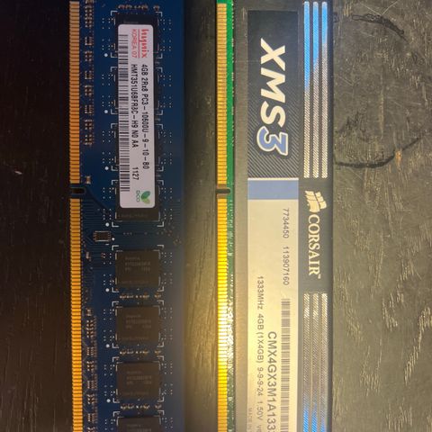 DDR3 ram 8gb ( 4gb x 2 ) CORSAIR HYNIX