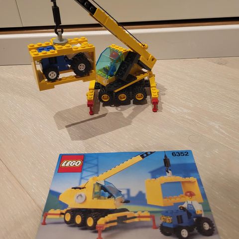 Lego 6352 Cargomaster Crane fra Lego Classic Town serien