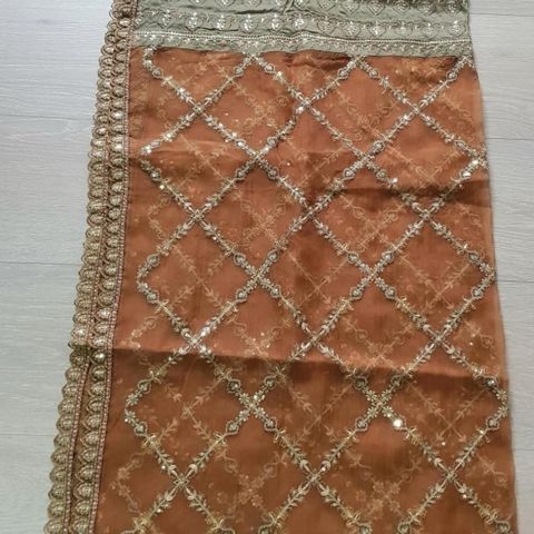 Vakker og elegant stor Pakistanske / indiske  sjal perfekt gave