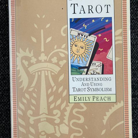 Discover Tarot, Emily Peach